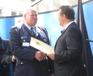 2013-08-24_Berlin_Verrleihung_Einsatzmedaille_Banse_Foto_2