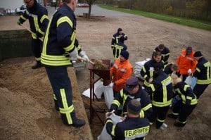 2014-11-22_Fortbildung_Deichverteidigung_Foto_1