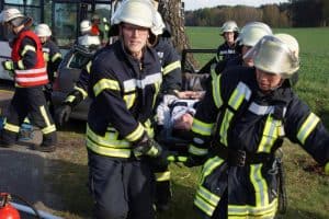 2016-04-22_Alarmuebung_Bus_MANV_0149