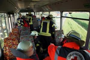 2016-04-22_Alarmuebung_Bus_MANV_Foto_3