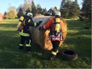 5 Station 4 Rundballen rollen