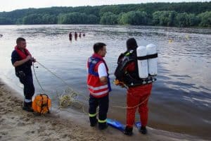 2016-07-24_Personensuche_Elbe_Foto_4
